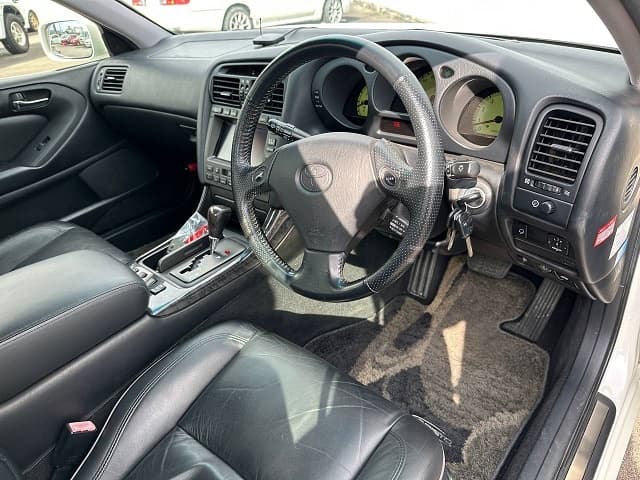 1997 Toyota Aristo JDM car for sale — photo 8 of 17