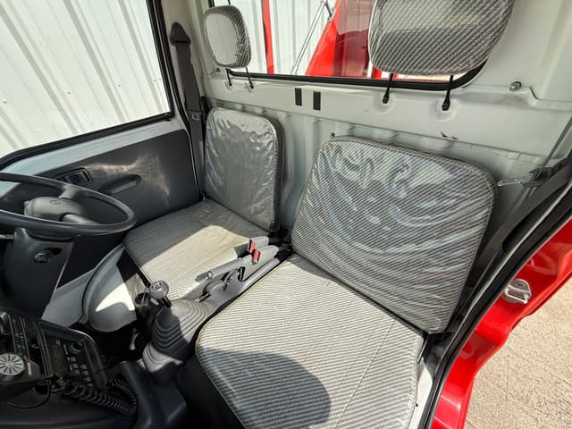 1999 Daihatsu Hijet JDM car for sale — photo 11 of 17