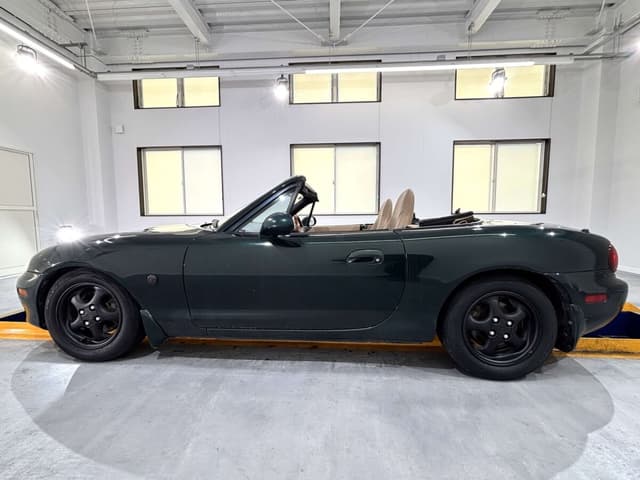2001 Mazda Roadster (Eunos Roadster / MX-5) JDM car for sale — photo 3 of 25