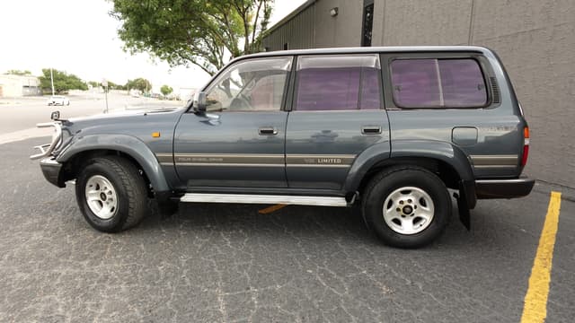 1993 Toyota Land Cruiser JDM car for sale — photo 4 of 11