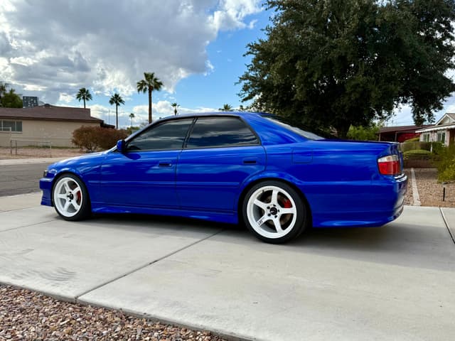 1996 Toyota Chaser JDM car for sale — photo 2 of 7