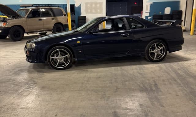 2000 Nissan Skyline JDM car for sale — photo 17 of 25
