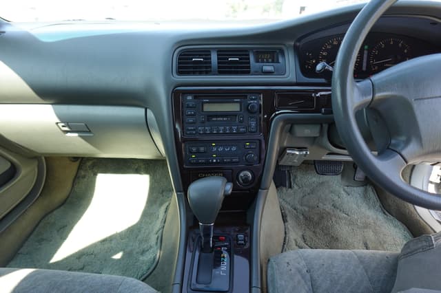 1997 Toyota Chaser JDM car for sale — photo 14 of 19