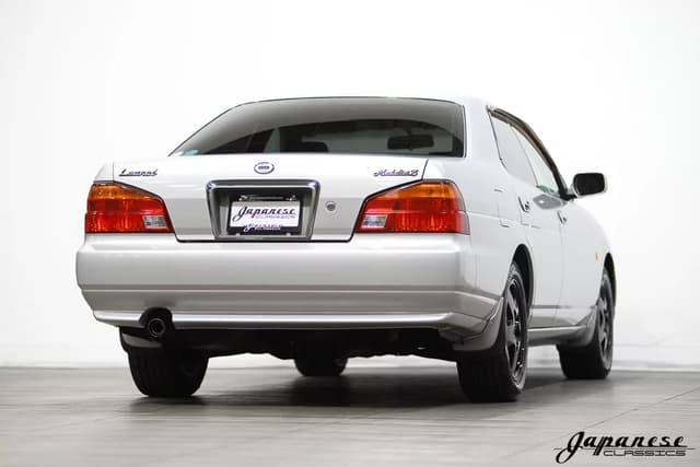 1998 Nissan Laurel JDM car for sale — photo 8 of 25