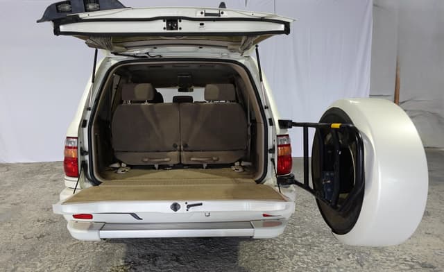 1999 Toyota Land Cruiser JDM car for sale — photo 11 of 19