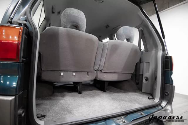 1999 Mitsubishi Delica JDM car for sale — photo 23 of 25