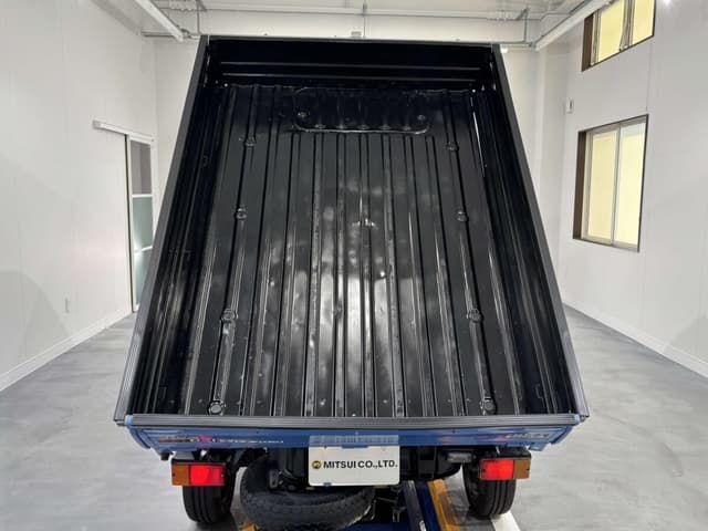 2001 Daihatsu Hijet JDM car for sale — photo 4 of 25