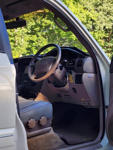 2001 Toyota Land Cruiser JDM car for sale — photo 8 of 25