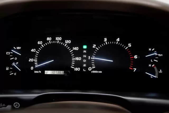 2000 Toyota Land Cruiser JDM car for sale — photo 13 of 25