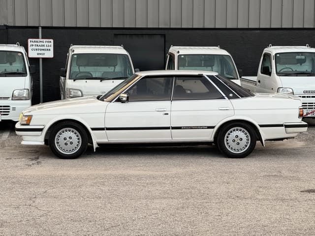 1986 Toyota Mark II JDM car for sale — photo 6 of 25