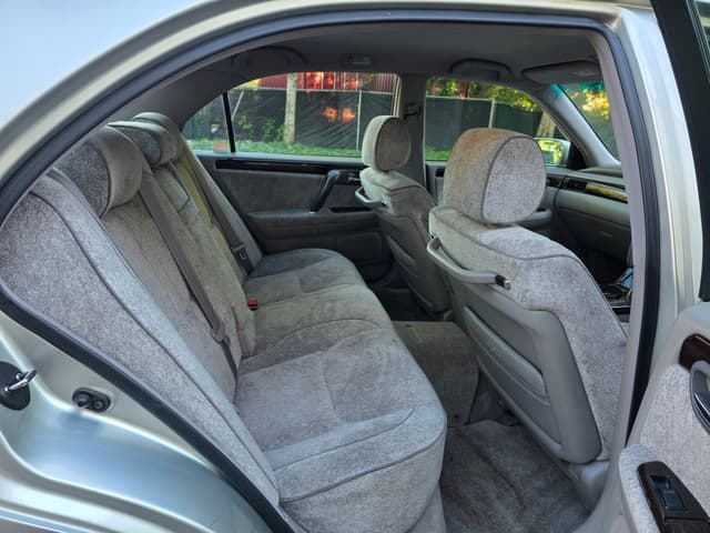 2000 Toyota Crown JDM car for sale — photo 13 of 14