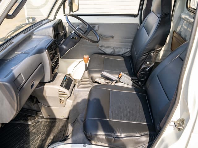 1992 Daihatsu Hijet JDM car for sale — photo 13 of 13