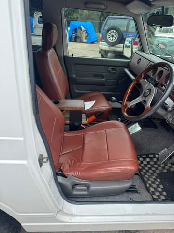 1997 Suzuki Jimny JDM car for sale — photo 8 of 14