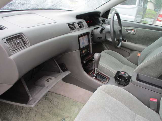 1999 Toyota Mark II JDM car for sale — photo 9 of 20
