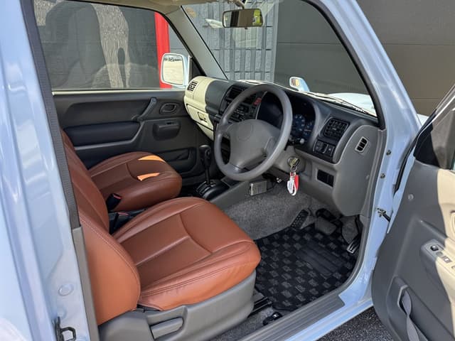 2001 Suzuki Jimny JDM car for sale — photo 15 of 25