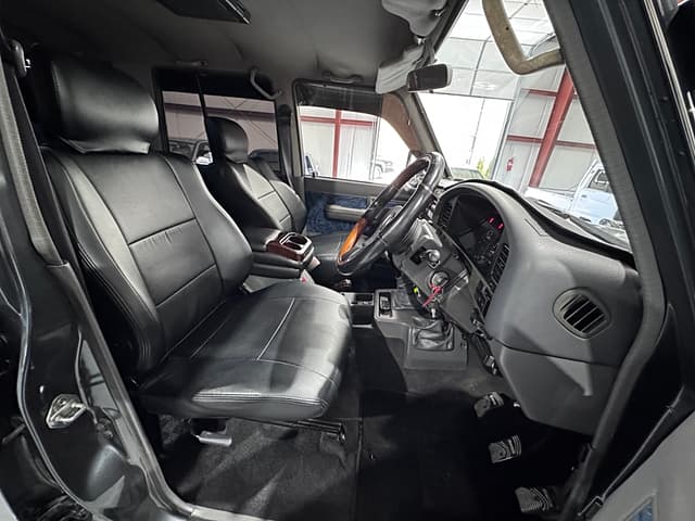 1995 Toyota Land Cruiser Prado JDM car for sale — photo 10 of 25