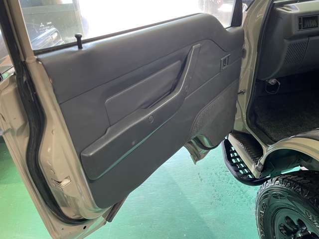 1998 Mitsubishi Delica JDM car for sale — photo 2 of 15