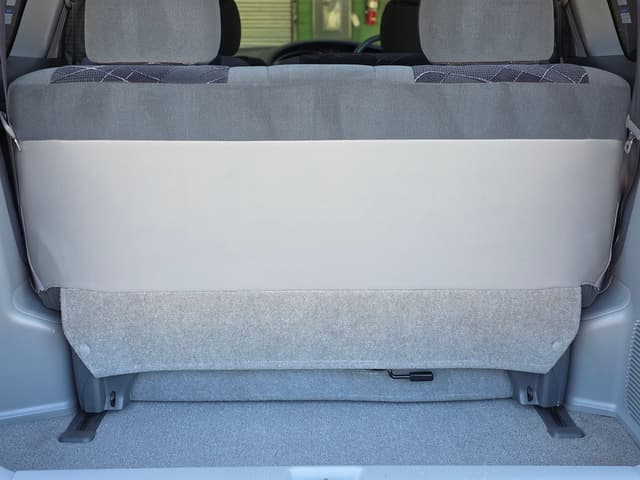 2000 Toyota Estima JDM car for sale — photo 17 of 25