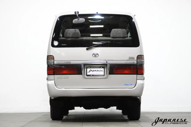 1997 Toyota HiAce JDM car for sale — photo 7 of 25