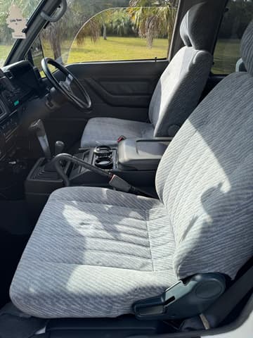 1994 Mitsubishi Delica JDM car for sale — photo 19 of 25