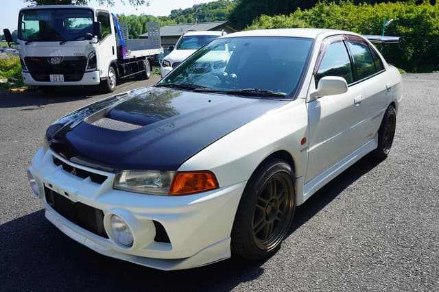 1996 Mitsubishi Lancer Evolution JDM car for sale — photo 11 of 25
