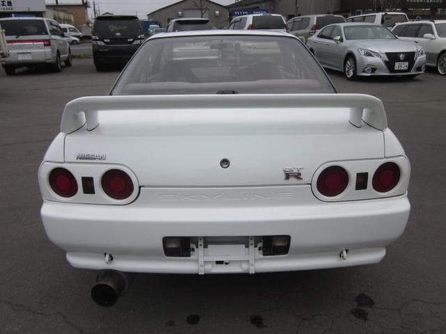 1995 Nissan Skyline JDM car for sale — photo 8 of 25