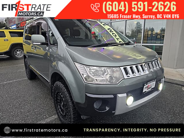 2007 Mitsubishi Delica JDM car for sale — photo 2 of 19