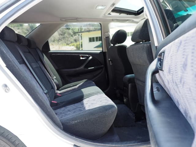 2001 Toyota Mark II JDM car for sale — photo 7 of 22