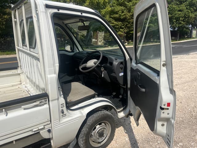 1996 Daihatsu Hijet JDM car for sale — photo 6 of 11
