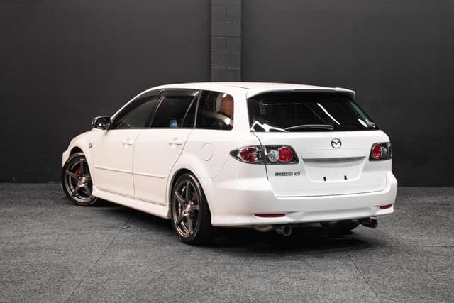 2004 Mazda Atenza JDM car for sale — photo 9 of 20