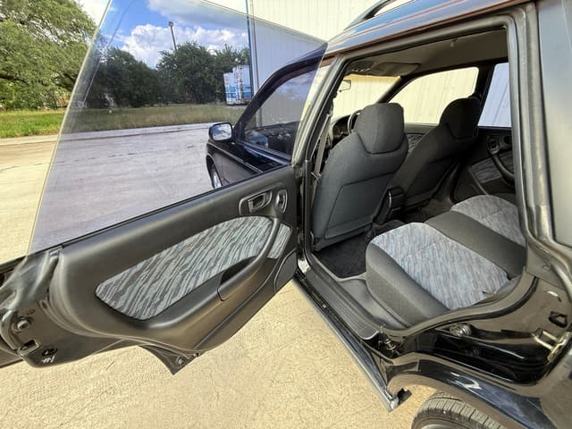 1996 Subaru Legacy JDM car for sale — photo 12 of 23
