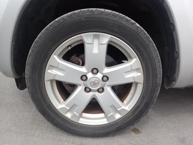 2006 Toyota RAV4 JDM car for sale — photo 9 of 25