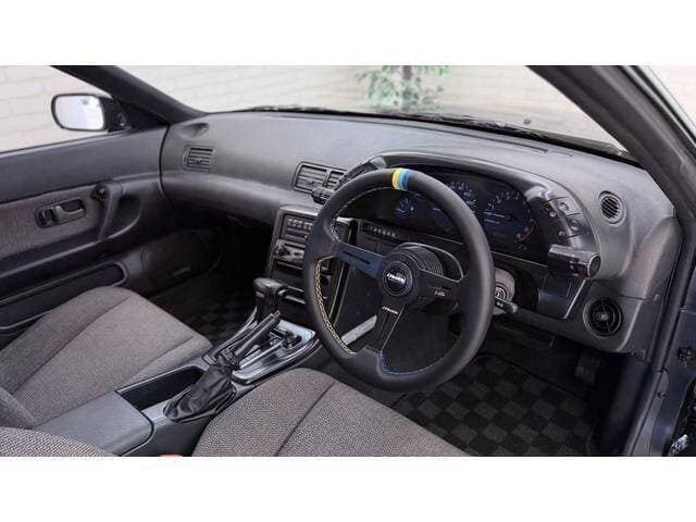 1990 Nissan Skyline JDM car for sale — photo 7 of 18