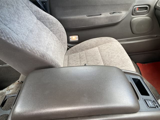 1999 Toyota HiAce JDM car for sale — photo 10 of 20