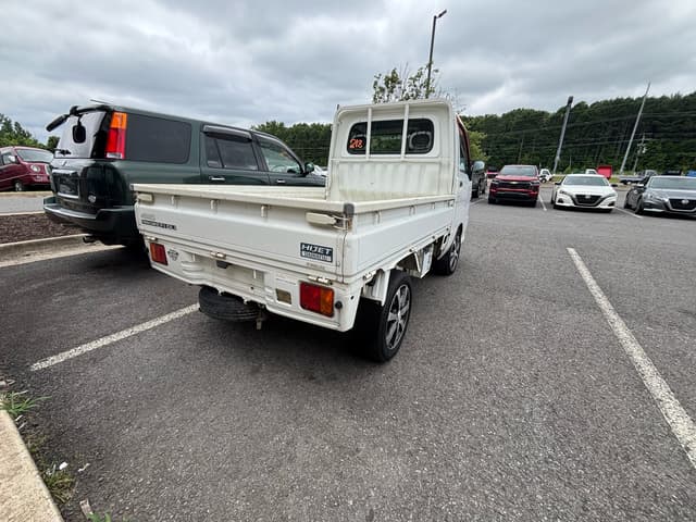 2001 Daihatsu Hijet JDM car for sale — photo 10 of 11