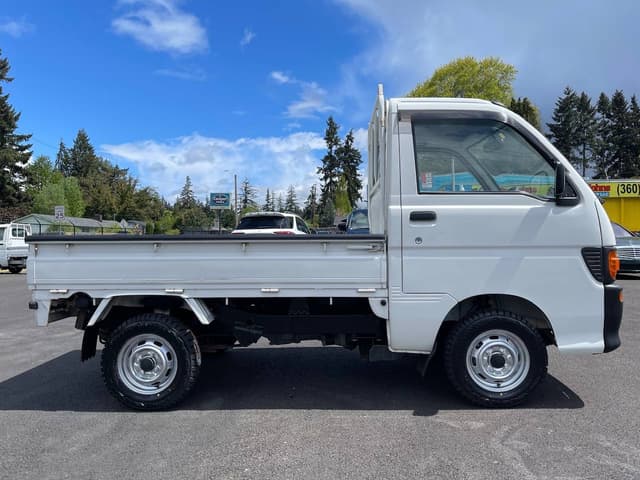 1996 Daihatsu Hijet JDM car for sale — photo 7 of 25