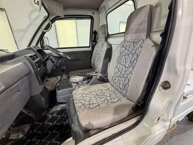 1999 Mitsubishi Minicab JDM car for sale — photo 9 of 25