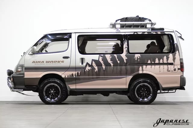 1995 Toyota HiAce JDM car for sale — photo 4 of 25