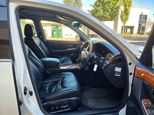 2001 Toyota Celsior JDM car for sale — photo 10 of 13