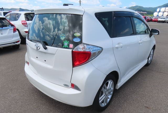 2011 Toyota JDM car for sale — photo 5 of 25