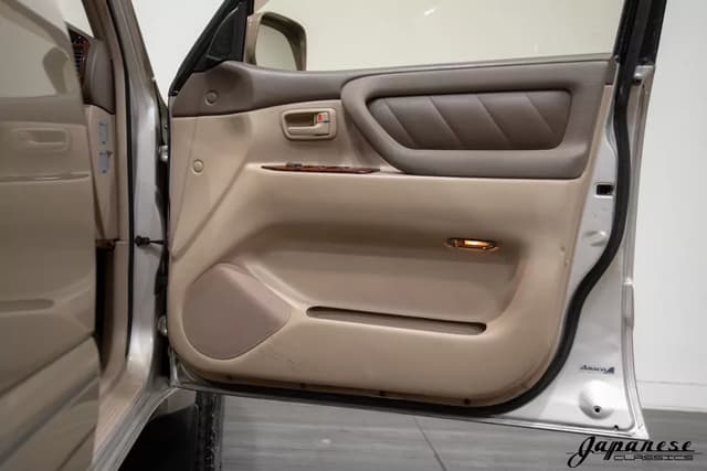 2000 Toyota Land Cruiser JDM car for sale — photo 20 of 25