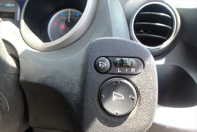 2011 Honda Fit JDM car for sale — photo 16 of 25
