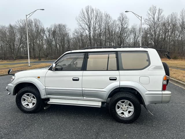 1999 Toyota Land Cruiser Prado JDM car for sale — photo 7 of 10
