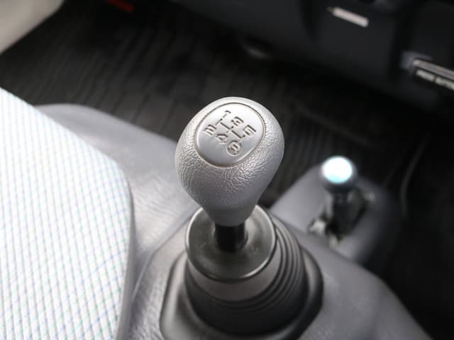 1997 Toyota Toyoace JDM car for sale — photo 14 of 25