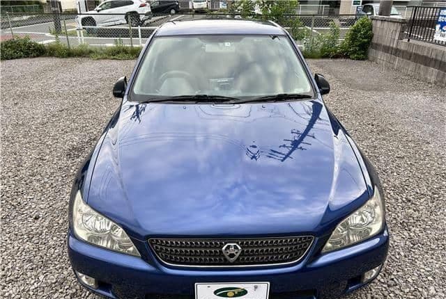 2003 Toyota Altezza JDM car for sale — photo 6 of 25