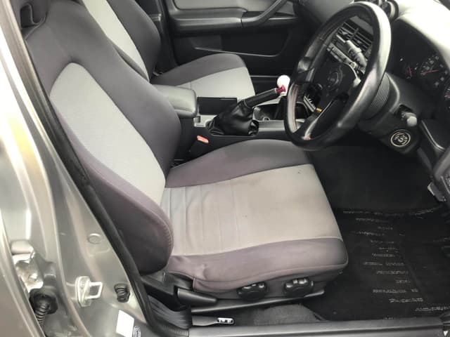1998 Nissan Skyline JDM car for sale — photo 6 of 10