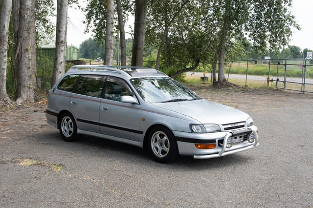 1997 Toyota Caldina JDM car for sale — photo 3 of 15