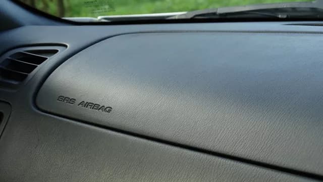1996 Nissan Skyline JDM car for sale — photo 9 of 25