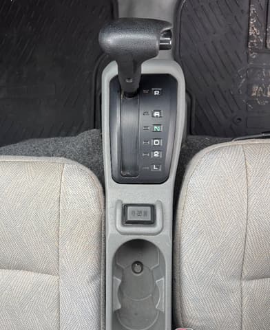 2000 Mitsubishi Minicab JDM car for sale — photo 12 of 19