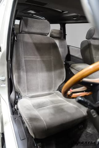 1996 Toyota HiAce JDM car for sale — photo 15 of 25